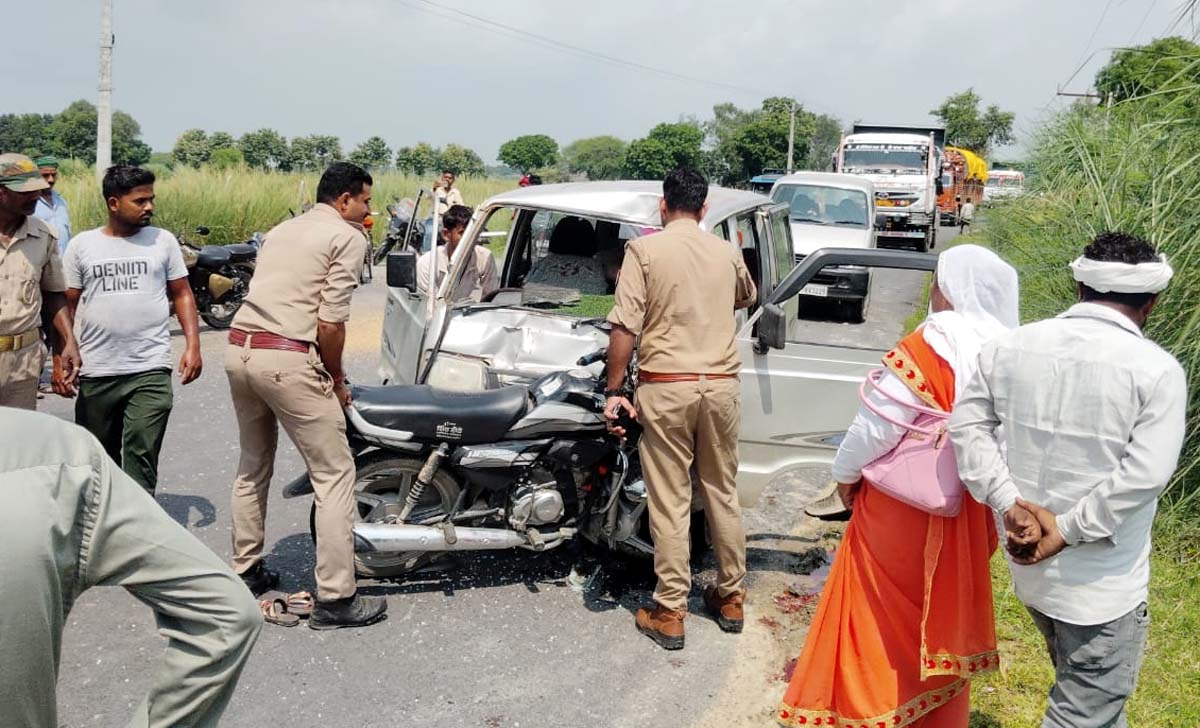 अनियंत्रित बाइक सवार के टकराने से हुआ हादसा