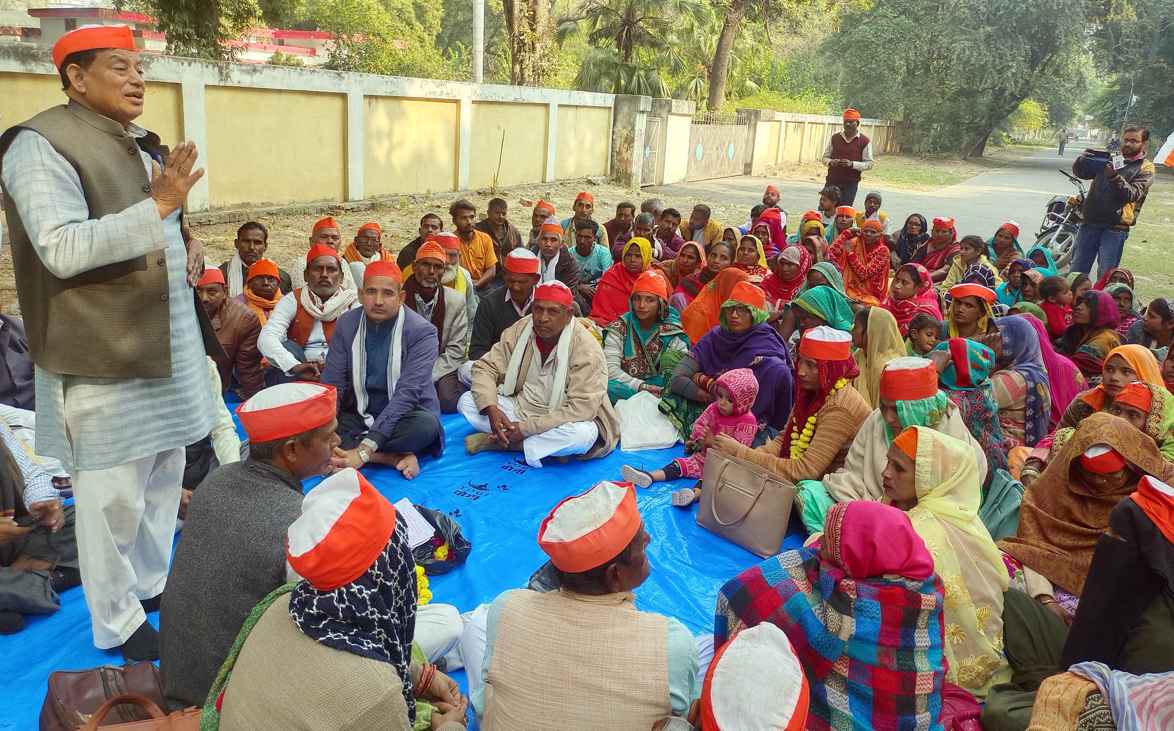 किसानों, मजदूरों के हक की खातिर पीएम व सीएम को भेजा ज्ञापन