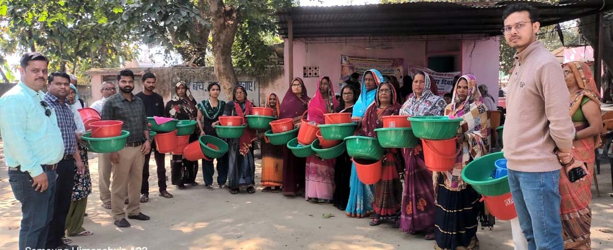 गोपालगंज पीएचसी में फाइलेरिया रोगियों को दिया प्रशिक्षण